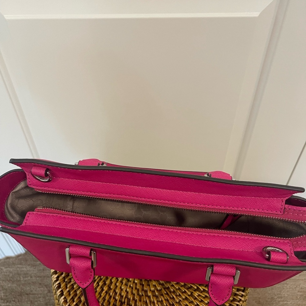 Michael Kors Selma Saffiano Pink Leather Medium Satchel Bag - Picture 7 of 8